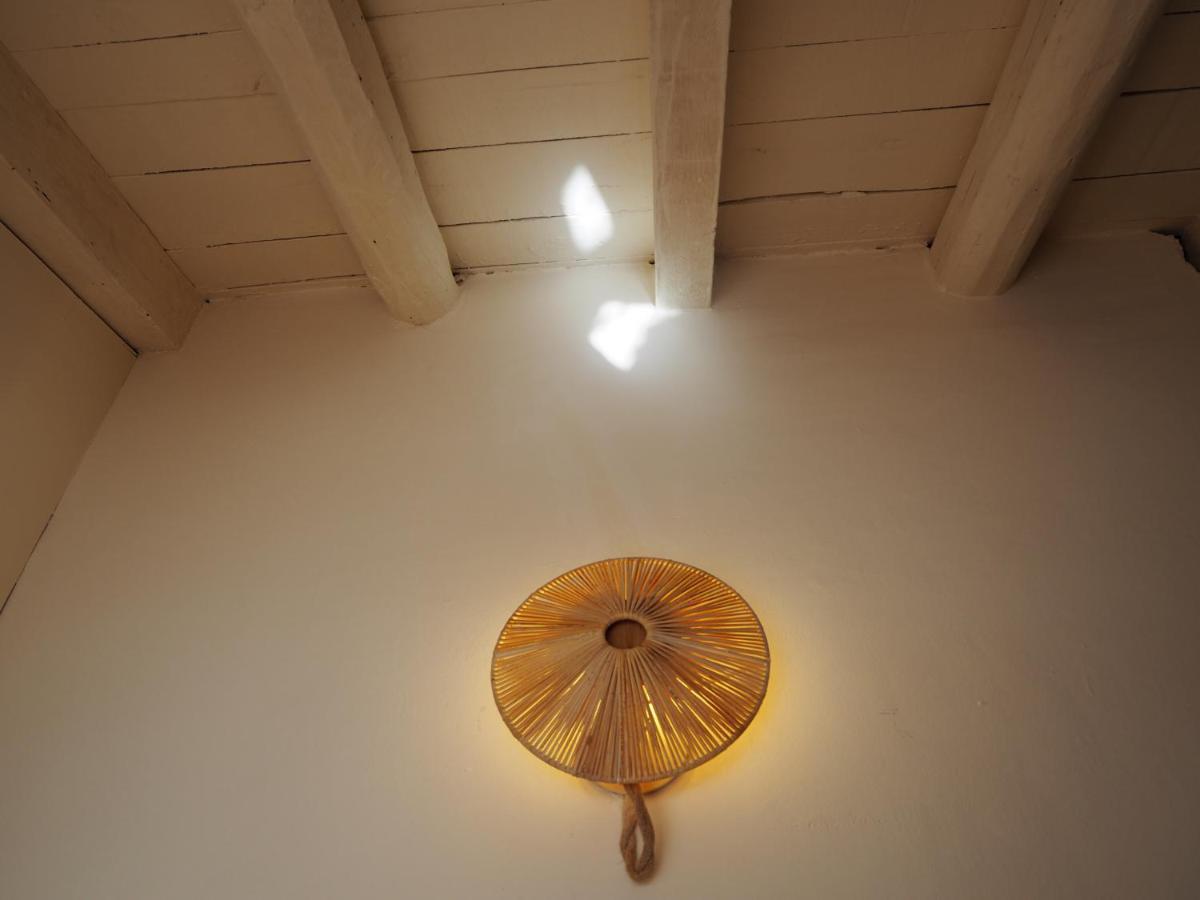 サロブレーニャ Casa Amandavaヴィラ エクステリア 写真
